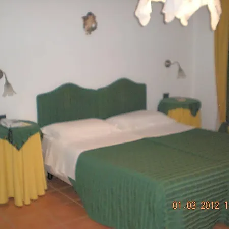 Bike-hotel Abete 호텔 3*