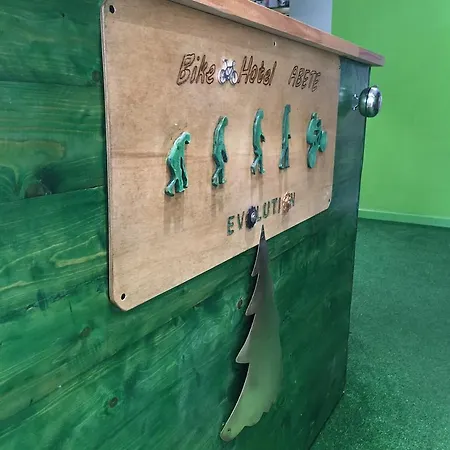 فندق Bike-hotel Abete سان جيوفاني روتوندو