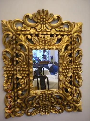 Bike-hotel Abete فندق 3*